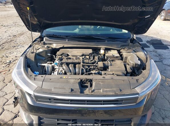 3KPFT4DEXSE040837 2025 KIA K4 Black Вид ззаду