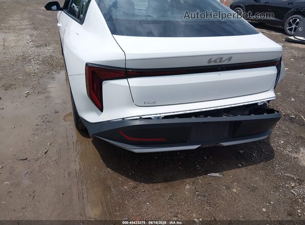 3KPFT4DEXSE144602 2025 KIA K4 White Вид спереду