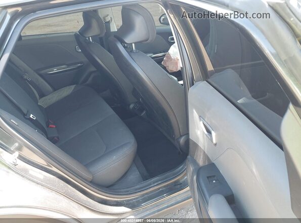 3KPFT4DEXSE169225 2025 KIA K4 Gray VIN sticker view