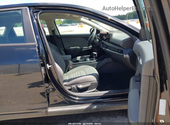 3KPFU4DE0SE131791 2025 KIA K4 Black Front interior view