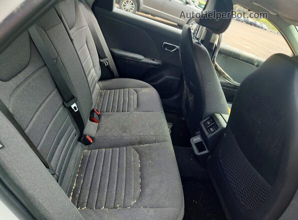 3KPFU4DE0SE231695 2025 KIA K4 White 
