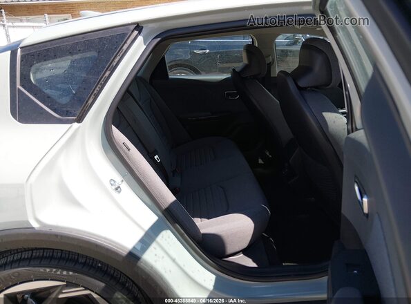 3KPFU4DE2SE123336 2025 KIA K4 Green VIN կոդի պիտակի տեսք