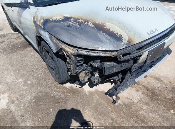 3KPFU4DE2SE123336 2025 KIA K4 Green Դիմացի տեսք
