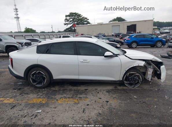 3KPFU4DE2SE178580 2025 KIA K4 White Вид щитка приладів