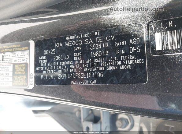 3KPFU4DE3SE163196 2025 KIA K4 Gray Widok komory silnika