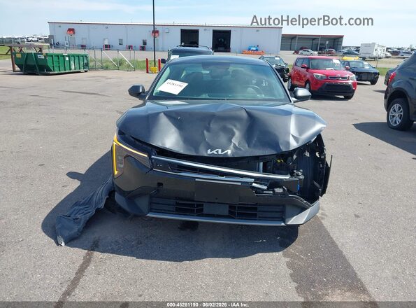 3KPFU4DE3SE163196 2025 KIA K4 Gray Widok wnętrza z tyłu