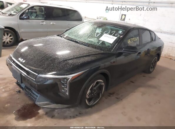 3KPFU4DE4SE216875 2025 KIA K4 Черный Передняя левая четверть