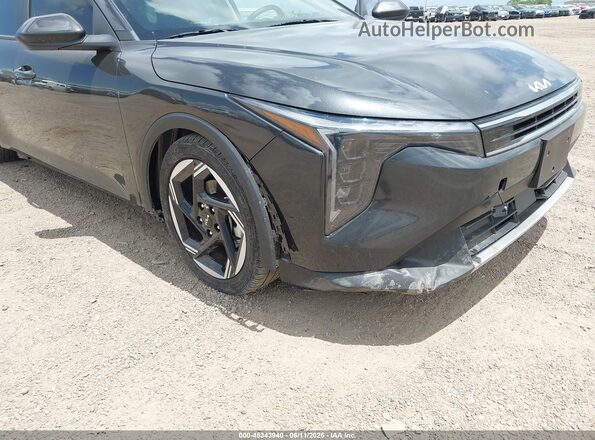3KPFU4DE4SE229786 2025 KIA K4 Gray Front view