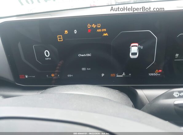 3KPFU4DE5SE213841 2025 KIA K4 Light Blue Widok tylnych siedzeń