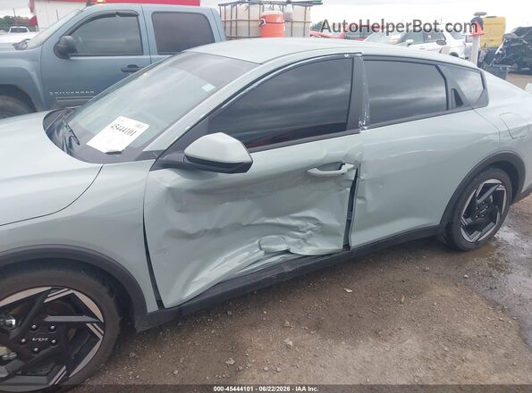 3KPFU4DE5SE213841 2025 KIA K4 Light Blue Widok z przodu