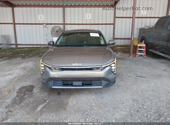 3KPFU4DE6SE008318 2025 KIA K4 Gray უკანა სალონის ხედი