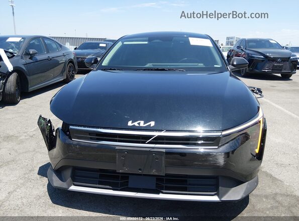 3KPFU4DE9SE015506 2025 KIA K4 Black Вид задньої частини салону