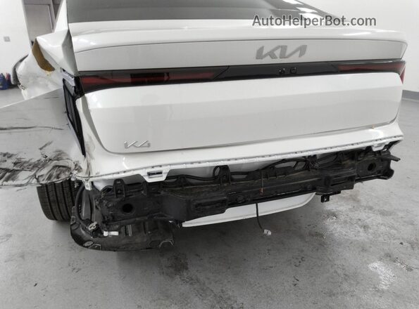 3KPFU4DE9SE163252 2025 KIA K4 White 