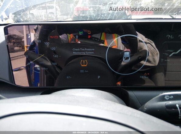 3KPFU4DEXSE205864 2025 KIA K4 Dark Blue Widok tylnych siedzeń
