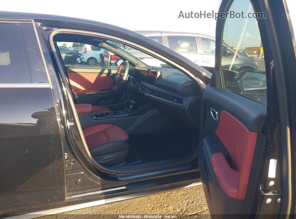 3KPFU5DC2TE265689 2026 KIA K4 Black Vista interior delantera