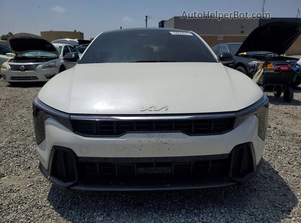 3KPFW4DC6SE167512 2025 KIA K4 White Widok z przodu