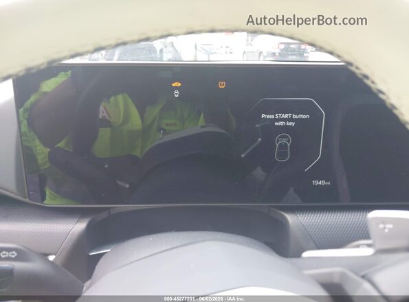 3KPFW4DC7SE206186 2025 KIA K4 Black Vista de los asientos traseros