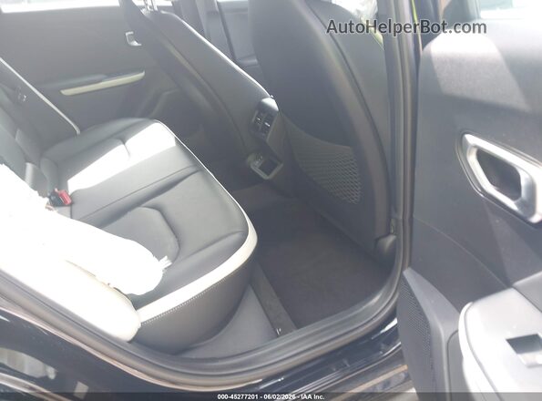 3KPFW4DC7SE206186 2025 KIA K4 Black Vista de la etiqueta del VIN