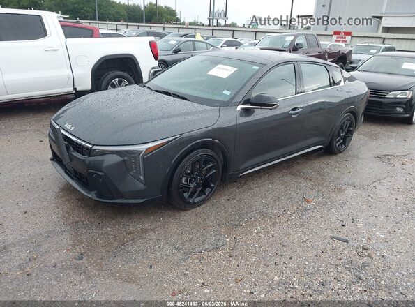 3KPFW4DCXSE180487 2025 KIA K4 Black Առջևի ձախ երեք քառորդ տեսարան