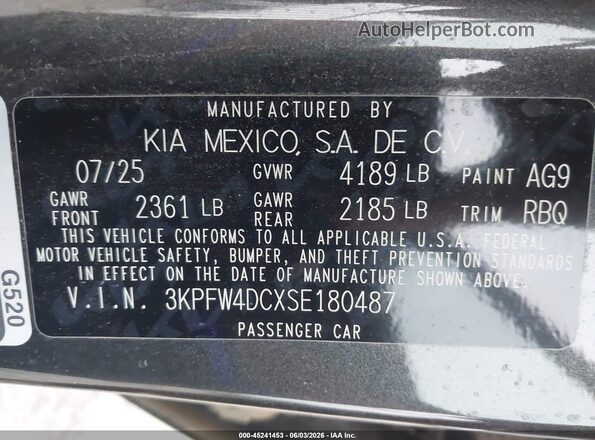 3KPFW4DCXSE180487 2025 KIA K4 Black Շարժիչի բաժամունքի տեսք