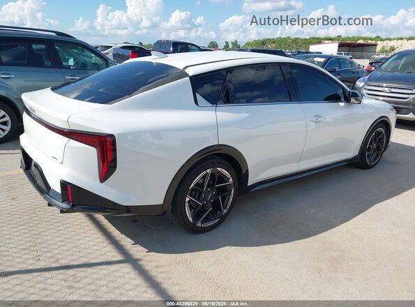 3KPFW4DE2SE103338 2025 KIA K4 White Задня права чверть