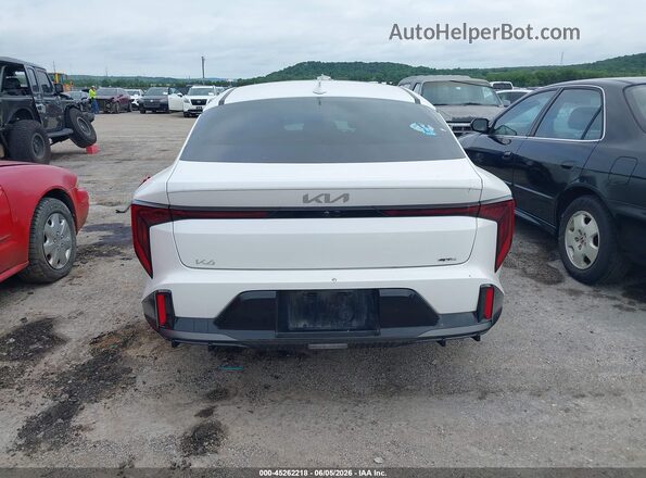 3KPFW4DE5SE142280 2025 KIA K4 White 