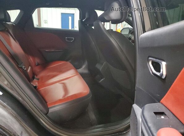 3KPFW4DE6SE036517 2025 KIA K4 Charcoal Rear seats view