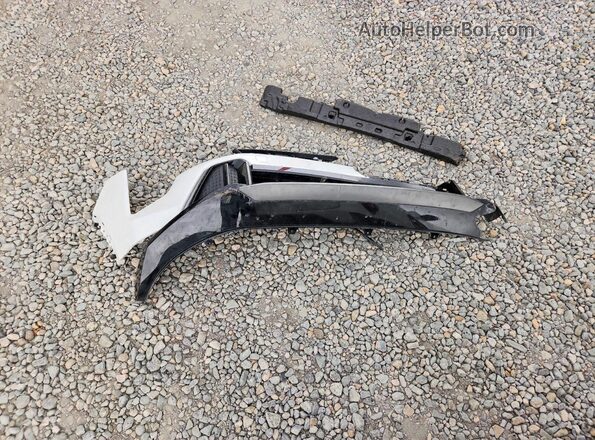 3KPFW4DEXSE161178 2025 KIA K4 Белый Вид подкапотного пространства