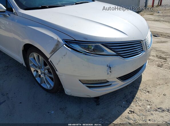 3LN6L2G95GR602660 2016 LINCOLN MKZ White Вид спереду