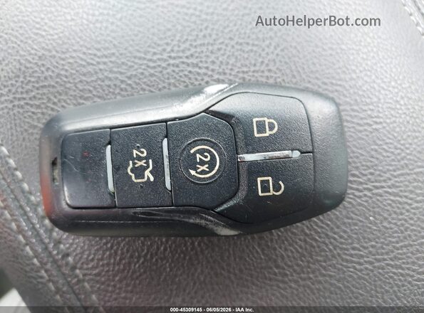 3LN6L2G9XGR620779 2016 LINCOLN MKZ Серый Вид панели приборов