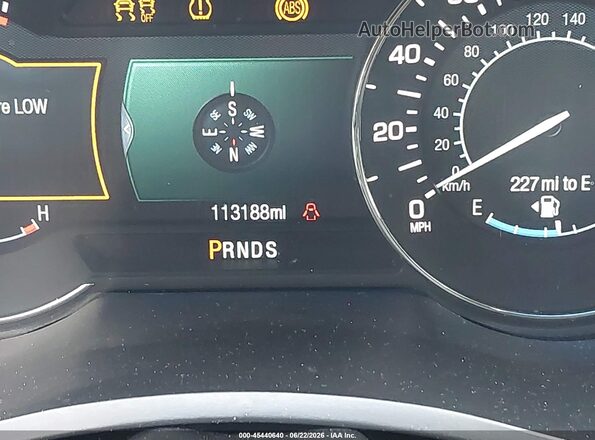 3LN6L2J90GR628608 2016 LINCOLN MKZ Black 