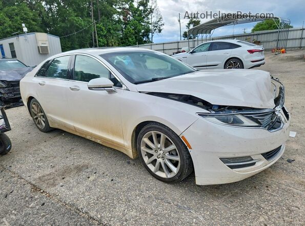 3LN6L2J91GR618265 2016 LINCOLN MKZ White 