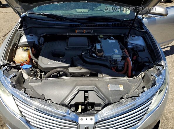 3LN6L2LU0GR629520 2016 LINCOLN MKZ Silver 