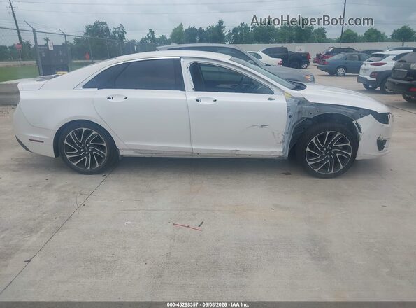 3LN6L5A97LR614958 2020 LINCOLN MKZ White Widok wnętrza z tyłu