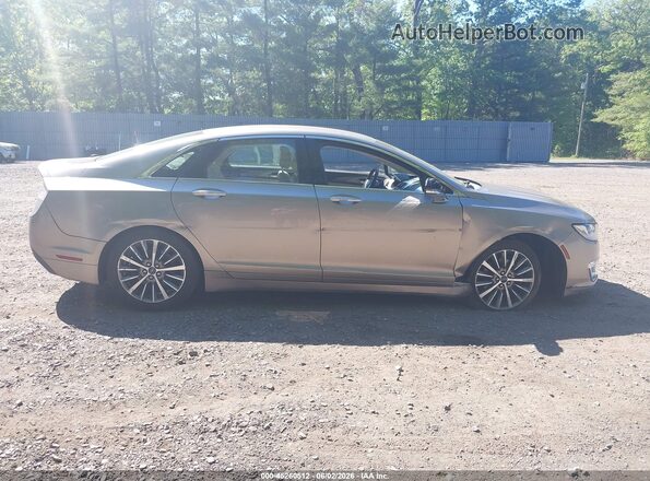 3LN6L5B94LR601728 2020 LINCOLN MKZ Silver Вид задньої частини салону