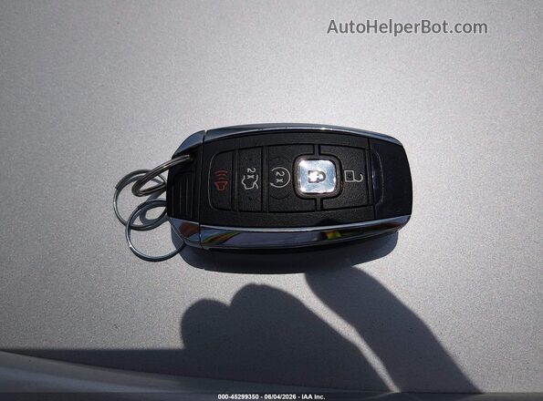 3LN6L5E90LR609501 2020 LINCOLN MKZ Черный Вид панели приборов