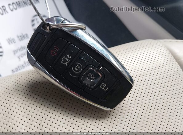 3LN6L5E92JR601431 2018 LINCOLN MKZ White Widok deski rozdzielczej