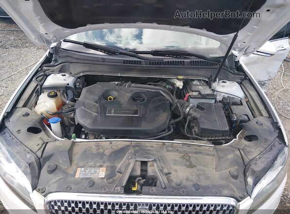 3LN6L5E92JR601431 2018 LINCOLN MKZ White Widok z tyłu