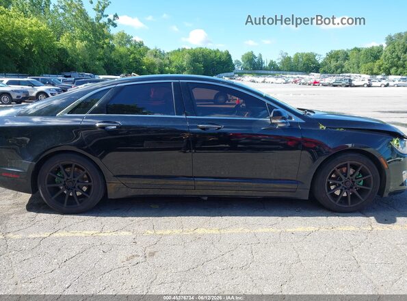 3LN6L5F90HR600335 2017 LINCOLN MKZ Black Вид задньої частини салону