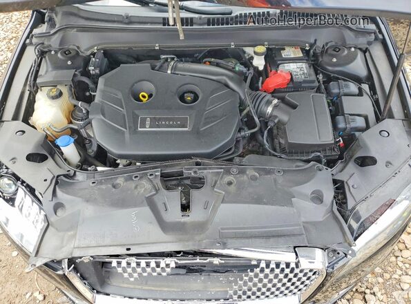 3LN6L5F92LR619915 2020 LINCOLN MKZ Black Вид задньої частини салону