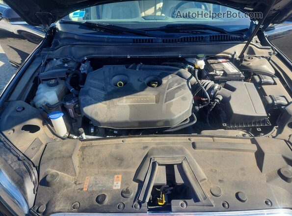 3LN6L5F94LR601660 2020 LINCOLN MKZ Black Rear interior view