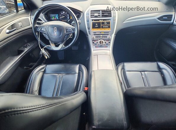 3LN6L5KUXJR628000 2018 LINCOLN MKZ Black Widok deski rozdzielczej
