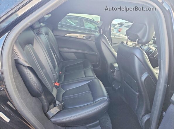 3LN6L5KUXJR628000 2018 LINCOLN MKZ Black Widok tylnych siedzeń
