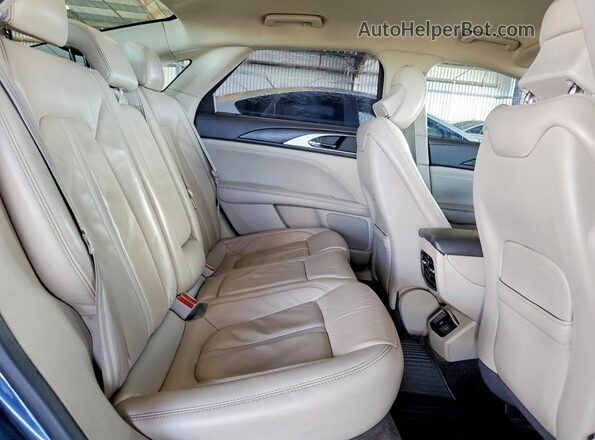 3LN6L5LU7JR619592 2018 LINCOLN MKZ Blue Widok tylnych siedzeń