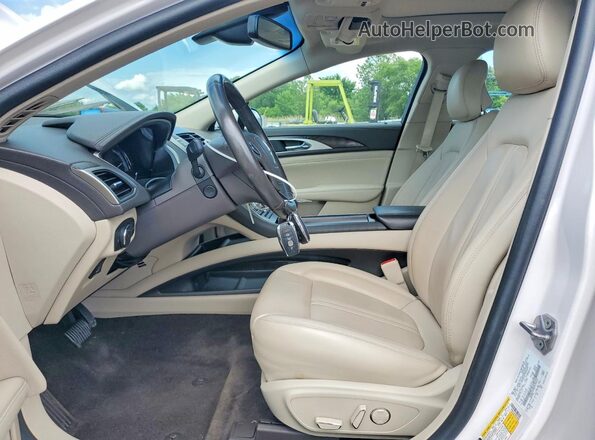3LN6L5LU8JR628656 2018 LINCOLN MKZ White Widok wnętrza z przodu