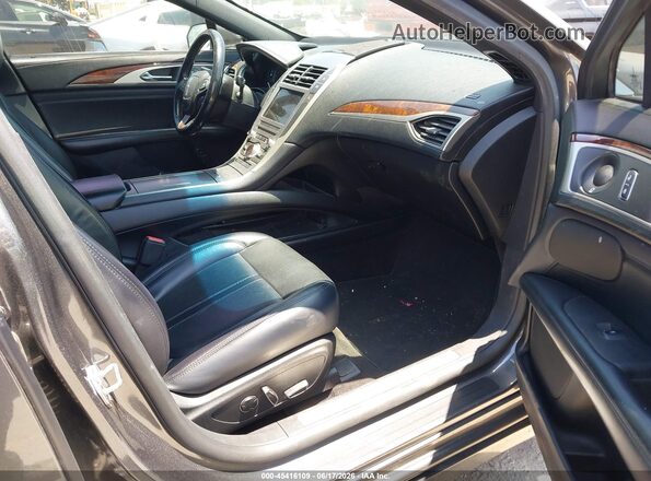 3LN6L5MU3JR610130 2018 LINCOLN MKZ HYBRID Gray Front interior view