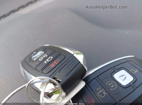 3LN6L5MUXJR603921 2018 LINCOLN MKZ HYBRID Red Вид панелі приладів