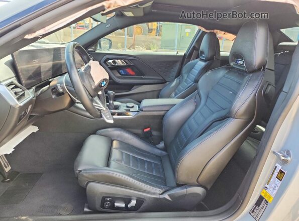 3MF13DM02P8D58453 2023 BMW M2 Gray Սալոնի դիմացի տեսք