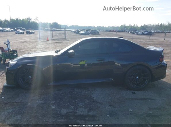 3MF13DM02R8D80598 2024 BMW M2 Black სალონის 360-გრადუსიანი ხედი