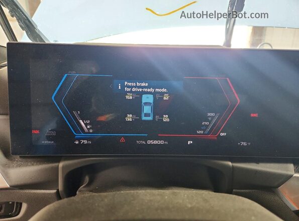 3MF13DM03R8E64901 2024 BMW M2 Blue Սարքավորումների վահանակի տեսք